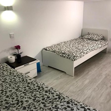 Cozy Apartment Malasaña FREE Parking Madrid Exterior foto