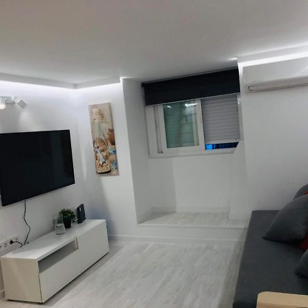 Cozy Apartment Malasaña FREE Parking Madrid Exterior foto
