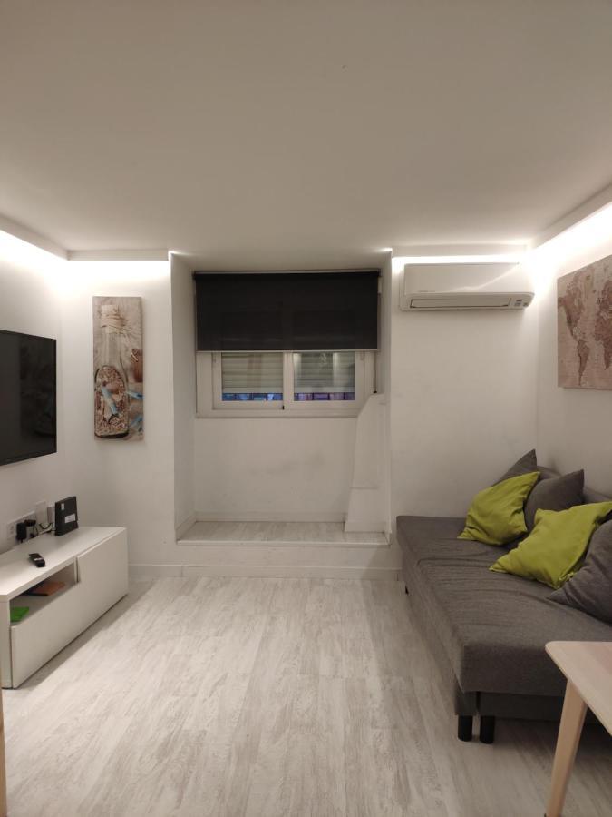 Cozy Apartment Malasaña FREE Parking Madrid Exterior foto