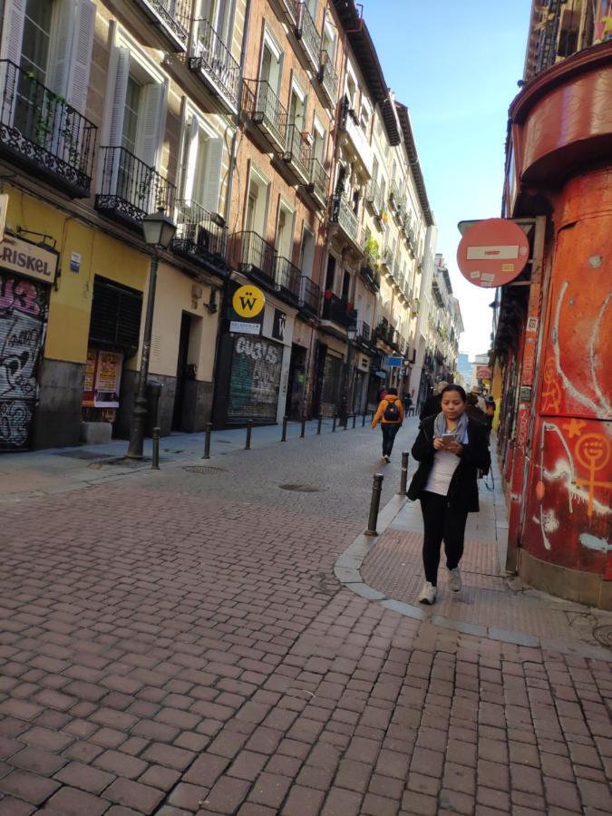 Cozy Apartment Malasaña FREE Parking Madrid Exterior foto